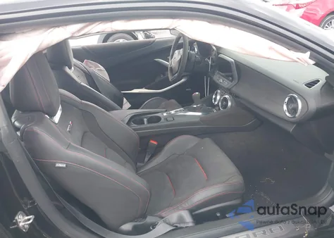 2021 Chevrolet Camaro Rwd Zl1 from USA, damaged, VIN 1G1FJ1R65M0104048